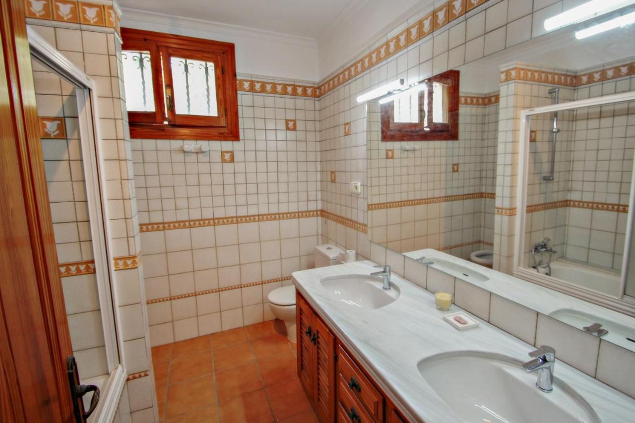 El Portet - Beachfront Holiday Home With Private Pool In Moraira Ngoại thất bức ảnh